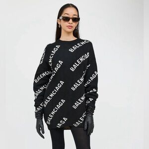 Balenciaga Black Crewneck Logo-Print Oversized Sweater